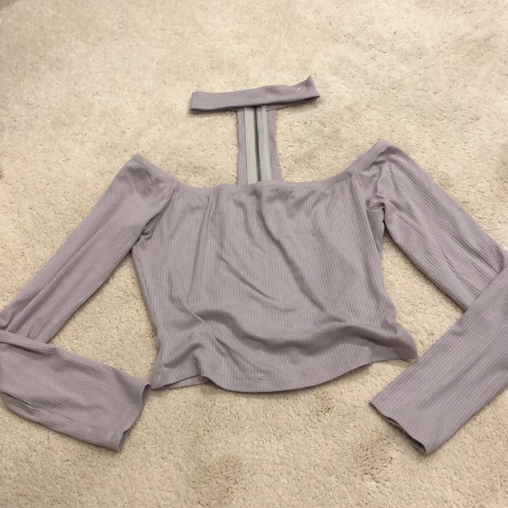 Off the shoulder choker neck crop top